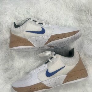 Nike Men's White and Brown Athletic Shoes